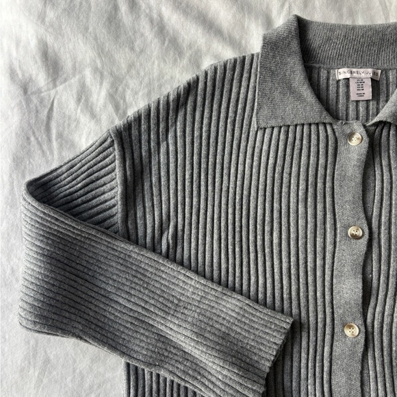 Grey Ribbed Collared Cardigan - Picture 5 of 8